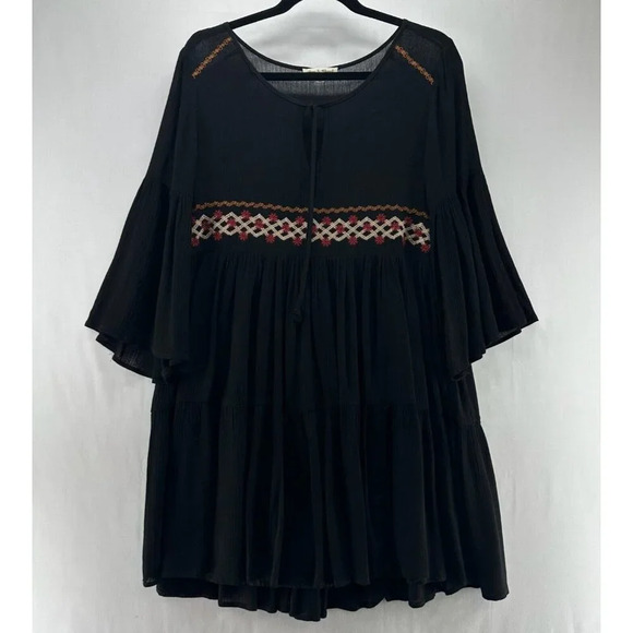 Hem & Thread Dresses & Skirts - Hem & Thread Dress Sz S Peasant Tunic Embroidered Tiered 3/4 Sleeve Rayon Black